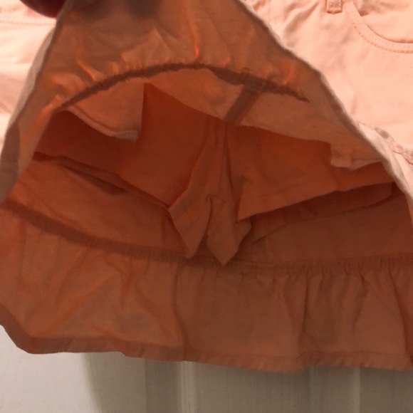 Children’s Levi’s scooter skirt w built in shorts - Picture 2 of 3